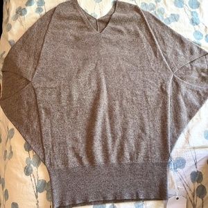 Subtle Luxury Cashmere Short Sleeve Poncho Sweater XS/S